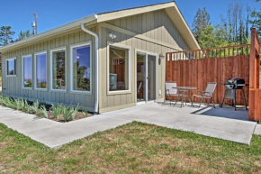 Sequim Cottage with Panoramic Olympic Mtn Views!